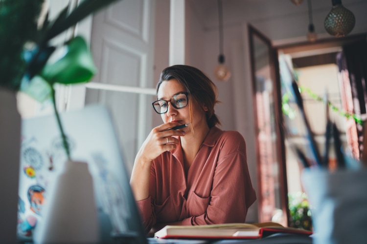 Student Academy of Audiology Benefits (ImYanis/shutterstock.com)