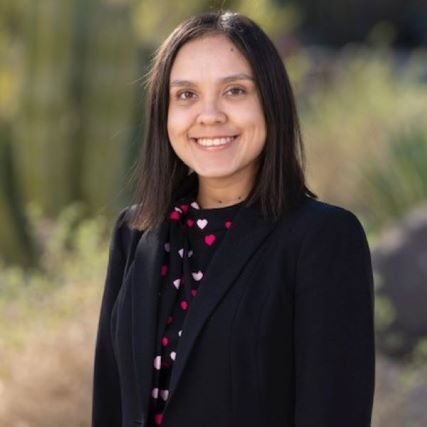 Alvarez_Lindee Headshot - Web