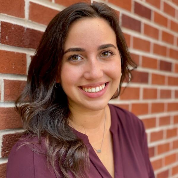Genser_Nicole_Headshot_Web